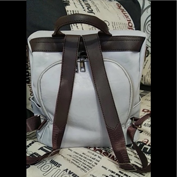 BNWOT Anti Theft backpack luxury high fashion - Picture 7 of 10